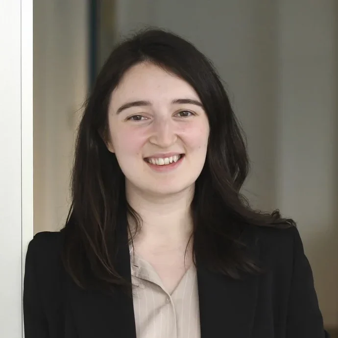 Headshot of Emma Calder