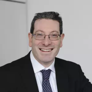 Jonathan Gilmour headshot
