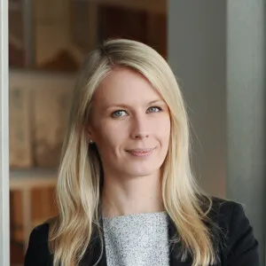 Henriika Hara headshot